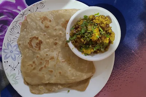 3 Chapati With Anda Bhurji [2 Eggs]