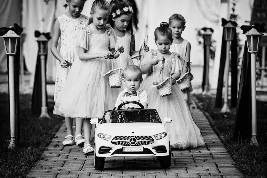 Fotógrafo de casamento József Márk Losonczi (losonczi). Foto de 21 de junho 2023