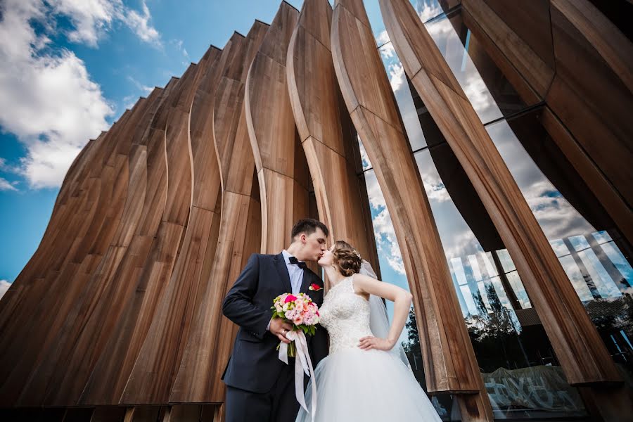 Wedding photographer Pavel Cheskidov (mixalkov). Photo of 12 August 2015