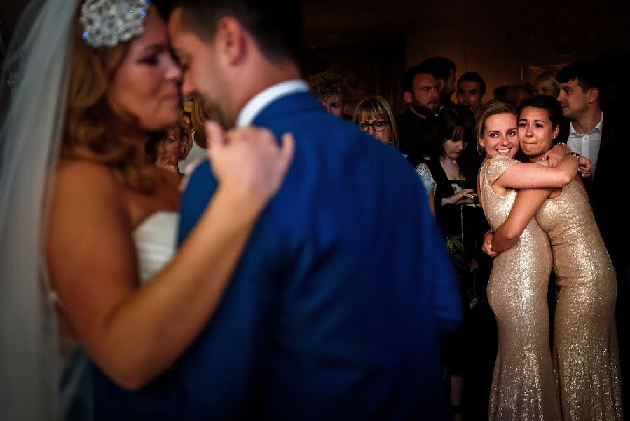 Fotografo di matrimoni Neil Redfern (neilredfern). Foto del 13 luglio 2017