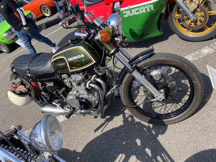 ポータートラックの毎回いいねありがとう😊😁🤗🙏❣️・私的にいいね〜🏍🛵🚗🚙🛻😊🤗👍❣️・イベント会場駐車場のギャリーの車も👍・旧車CLUBメンバー募集中‼️・MAZDA SPEEDに関するカスタム事例の投稿画像10枚目
