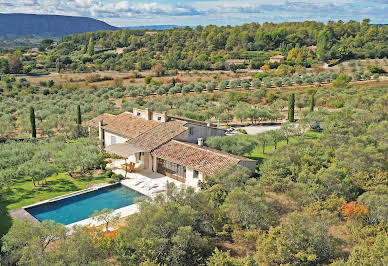 Maison avec jardin 1