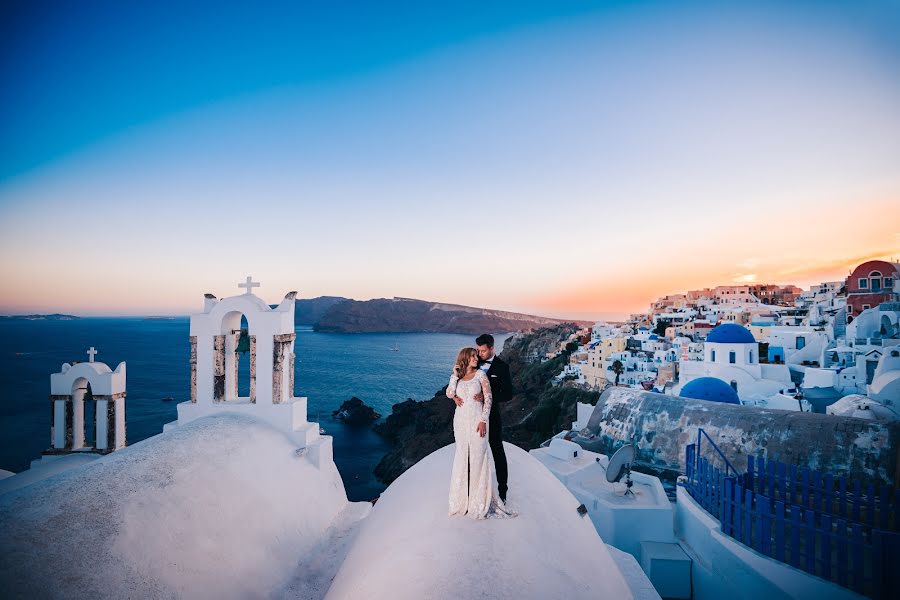 Fotografo di matrimoni Marius Godeanu (godeanu). Foto del 9 agosto 2019