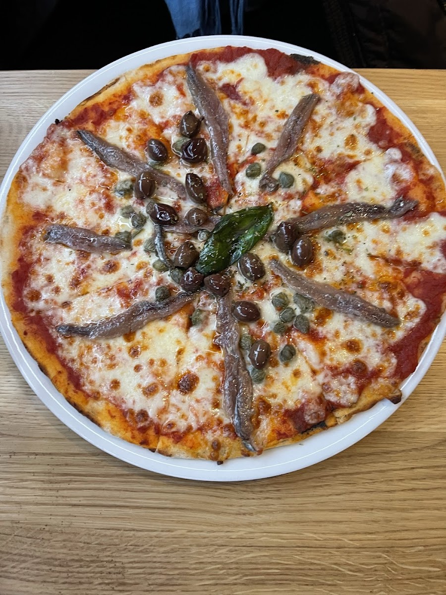 Pizza with anchovies