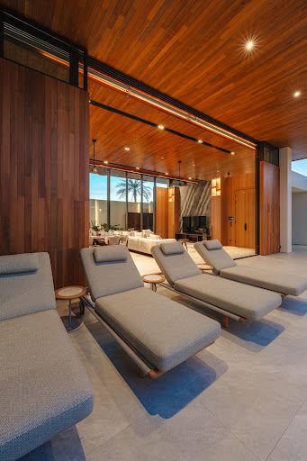 Villa avec piscine et terrasse 5