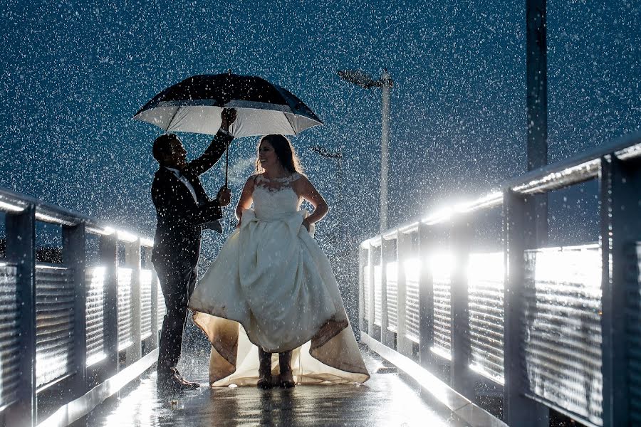 Fotografo di matrimoni Alejandro Souza (alejandrosouza). Foto del 16 aprile 2020