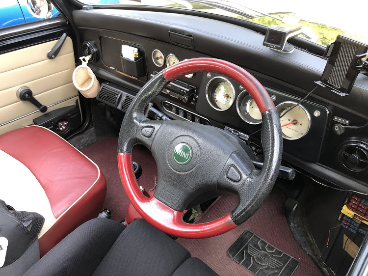 S660の宮ヶ瀬・ミラウォークスルーバン・ミニに関するカスタム事例の投稿画像3枚目