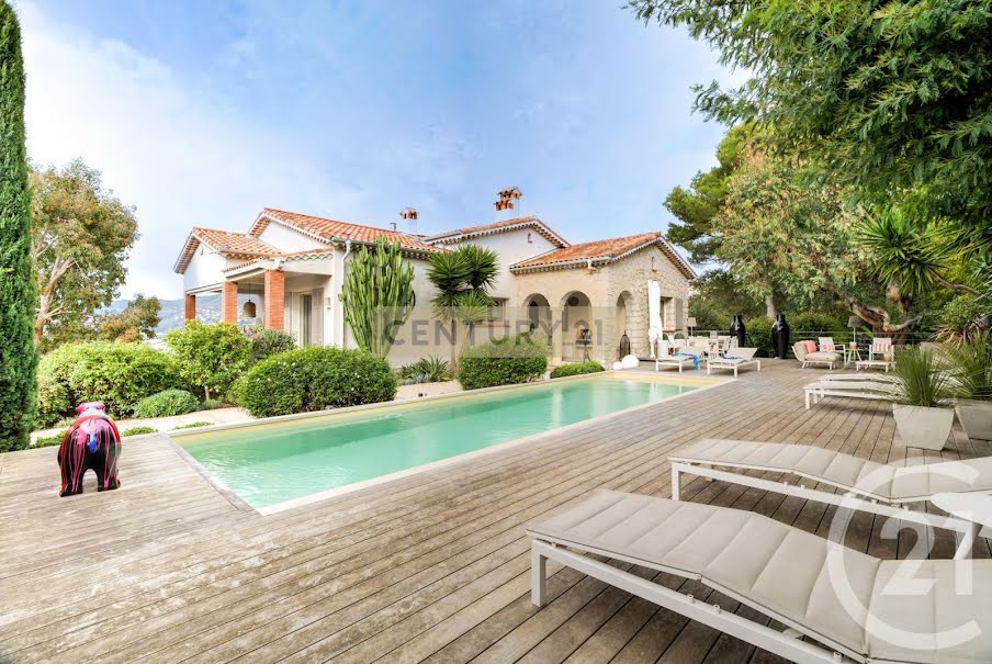 Vente villa 8 pièces 210 m² à Cannes la bocca (06150), 2 495 000 €