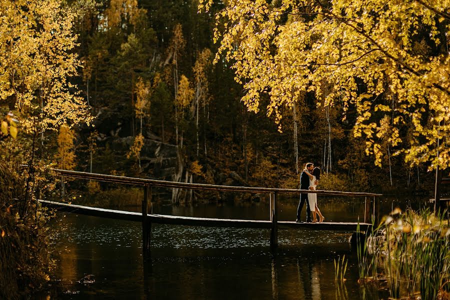 Wedding photographer Aleksandr Ulatov (ulatov). Photo of 16 January 2020