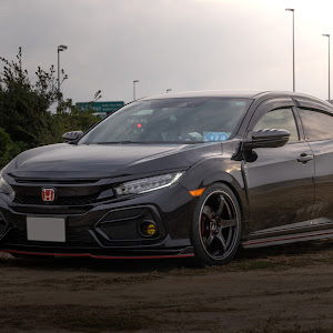 シビック FK7