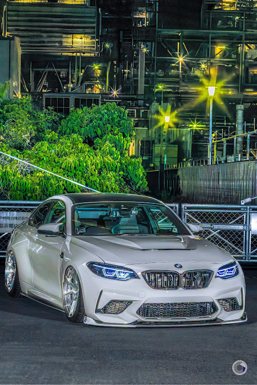 M2 クーペのdiscover＿ct・工場夜景と愛車・岐阜城と満月・ストロボ撮影・昭和四日市石油に関するカスタム事例の投稿画像5枚目