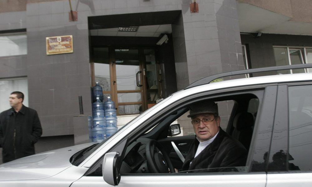 1309341752Mircea-Dinescu_MR-13-1000x600.jpg