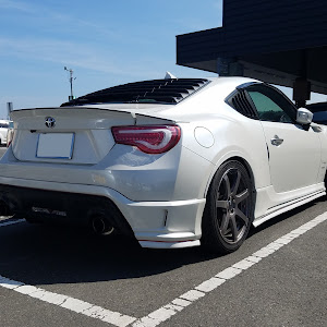 86