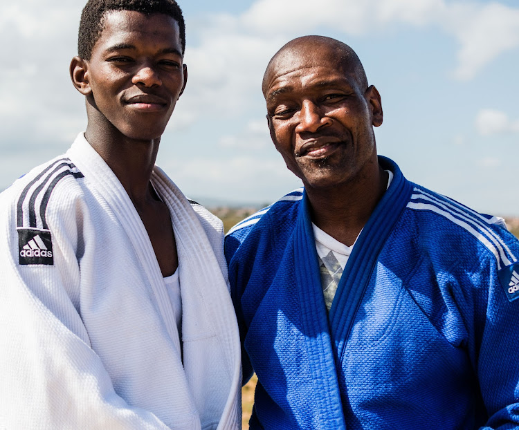 Lithemba Magajana (L) and Mzwandile Magajana (R)