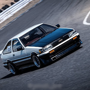 カローラレビン AE86