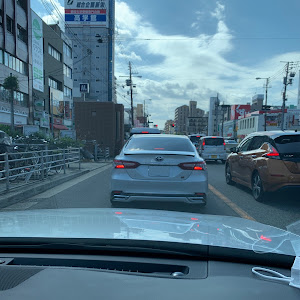 カムリ AXVH70