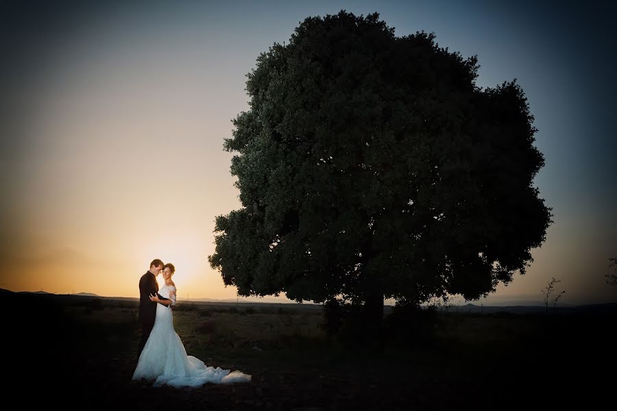 Fotografo di matrimoni Francisco Milla Lagota (franciscomilla). Foto del 1 aprile 2016