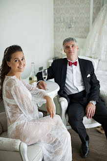 Fotografo di matrimoni Elena Shvayko (magicphotoby). Foto del 8 febbraio 2019