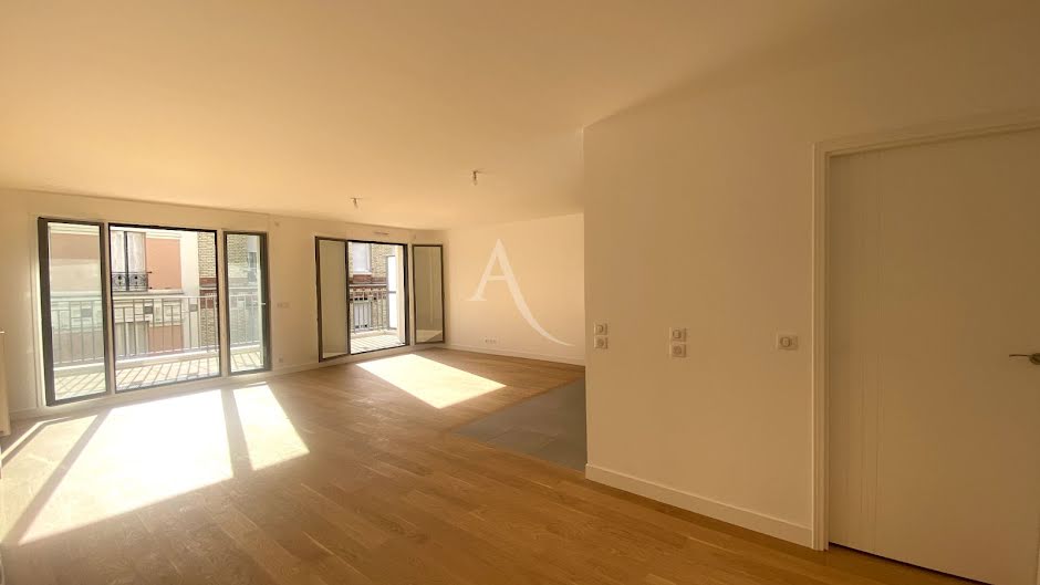 Location  appartement 5 pièces 113.76 m² à Clichy (92110), 3 315 €