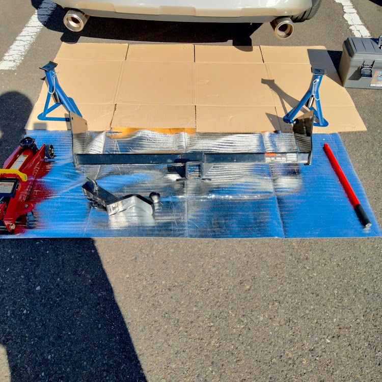 RAV4のDIY・curt製 ヒッチメンバーに関するカスタム事例の投稿画像1枚目