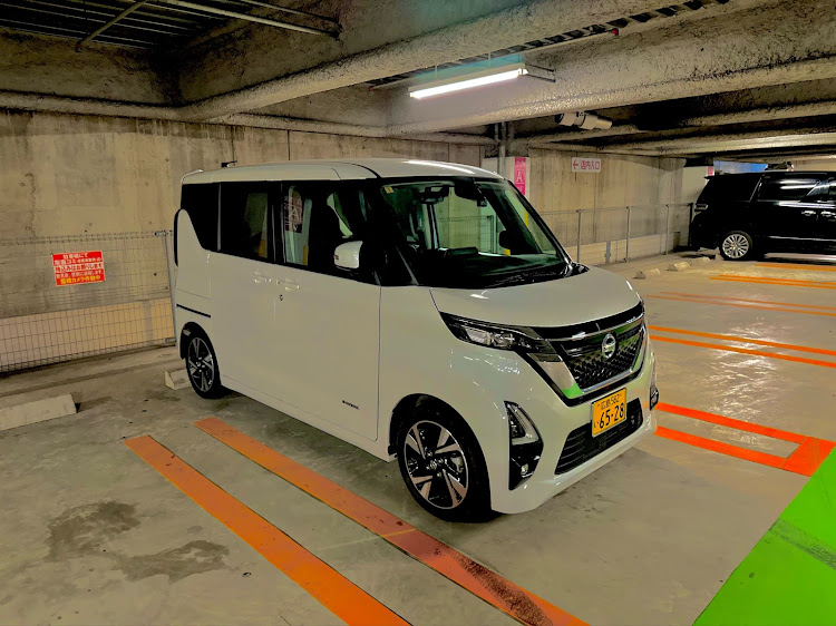 ルークスの広島市内・段原ショッピングセンター・マ一ク2に関するカスタム事例の投稿画像3枚目