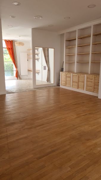 Location  appartement 1/2 pièces 50 m² à Vichy (03200), 750 €