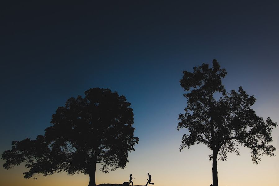 Fotógrafo de casamento Mantas Kubilinskas (mantas). Foto de 7 de fevereiro 2019