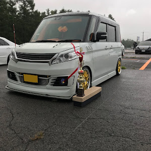 スペーシアカスタム MK32S