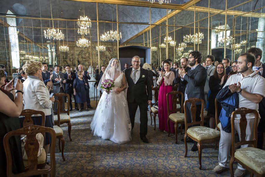 結婚式の写真家Daniele Faverzani (faverzani)。5月13日の写真
