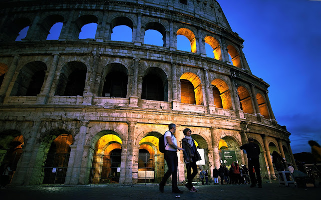 Occhi sulla città di Caterina Brillante