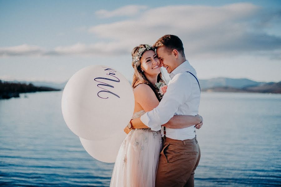 Fotografo di matrimoni Jan Dikovský (jandikovsky). Foto del 9 dicembre 2019