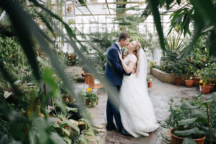 Fotógrafo de casamento Darya Ovchinnikova (ovchinnikovad). Foto de 10 de dezembro 2017