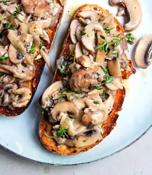 Mushroom & Cheese Garlic Bread