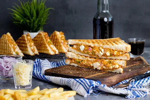 Peri Peri Paneer Grill Sandwich