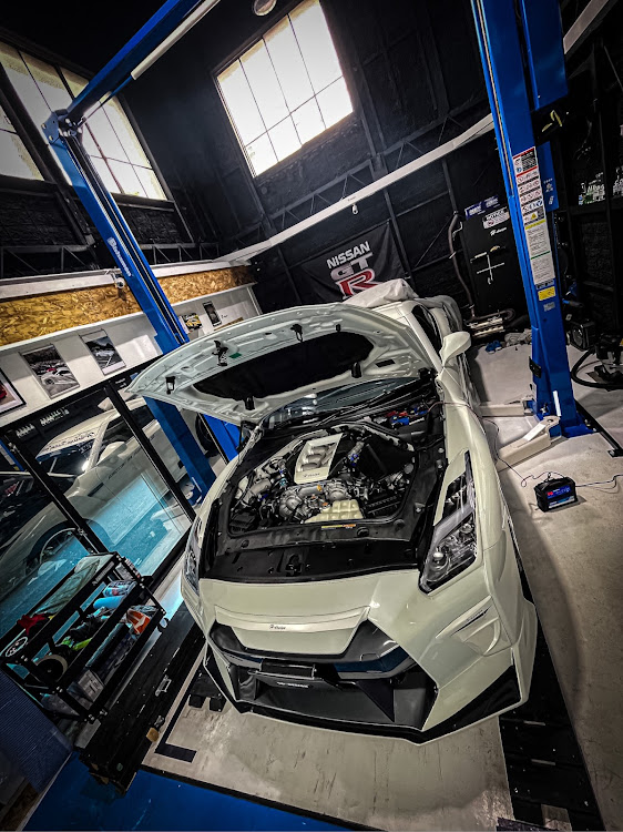 NISSAN GT-Rのガレージに関するカスタム事例の投稿画像2枚目