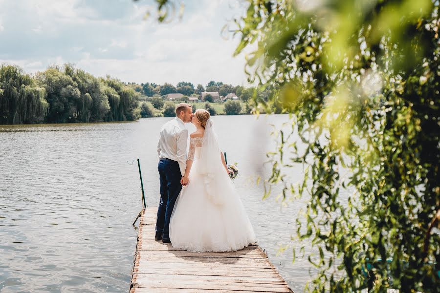 Wedding photographer Oksana Maslovataya (maslovataya). Photo of 19 September 2018