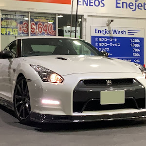 NISSAN GT-R R35