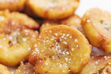 Crispy Salted Tostones