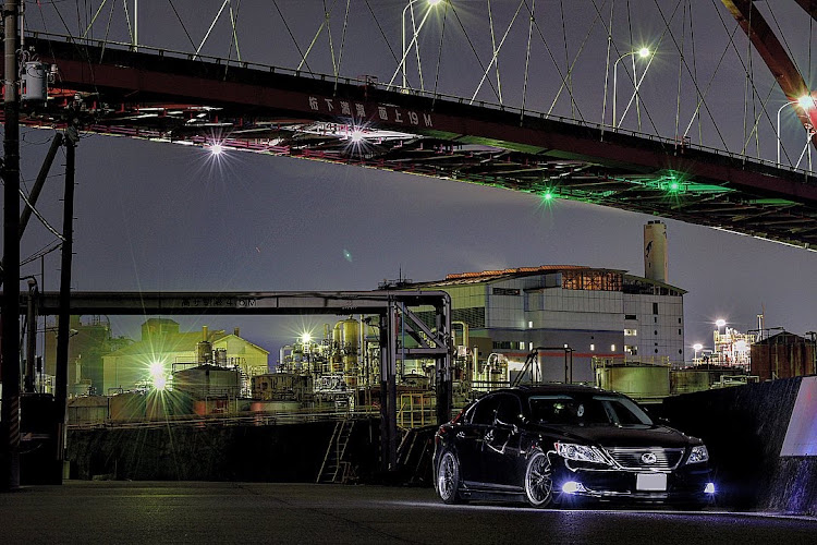 LSの和歌山・ドライブ・一眼レフ・右斜め前に関するカスタム事例の投稿画像2枚目