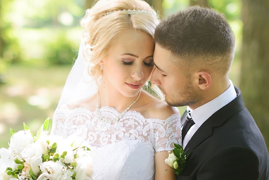 Fotógrafo de casamento Nikolay Apostolyuk (desstiny). Foto de 28 de outubro 2017