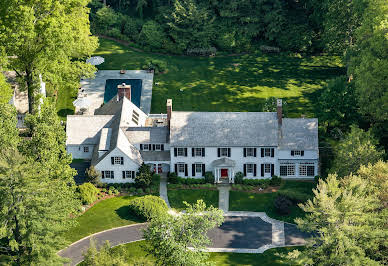 House with pool 4