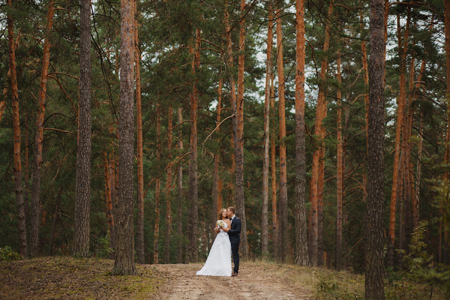 Fotógrafo de bodas Artem Kuzmichev (kuzmichev). Foto del 27 de mayo 2015