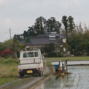 サンバートラック スーパーチャージャー