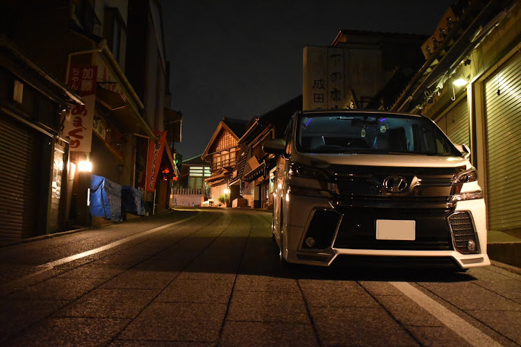 ヴェルファイアのドライブ・夜の散歩・ヴェルのある生活・カメラに関するカスタム事例の投稿画像1枚目