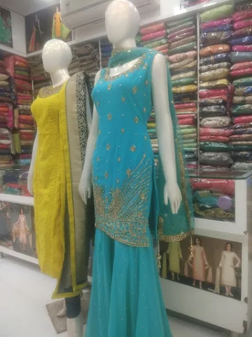 Saloni Exclusive Ladies Wear photo 