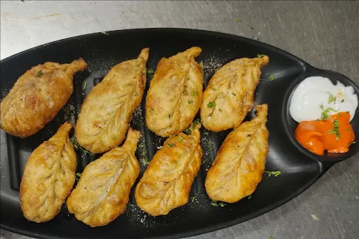 Paneer Fried Momos [8 Pieces]