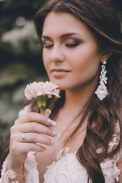 ช่างภาพงานแต่งงาน Marina Ivashina (ivashina) ภาพเมื่อ 5 มิถุนายน 2019
