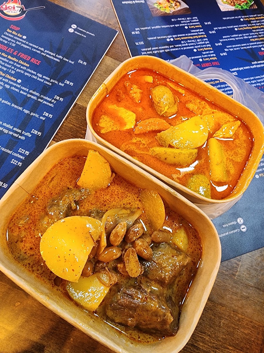 Braised Beef and Yellow Curry, rice on the side