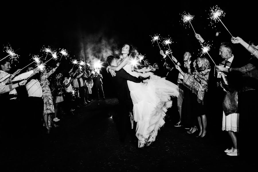 Wedding photographer Yuliya Smolyar (bjjjork). Photo of 9 September 2019