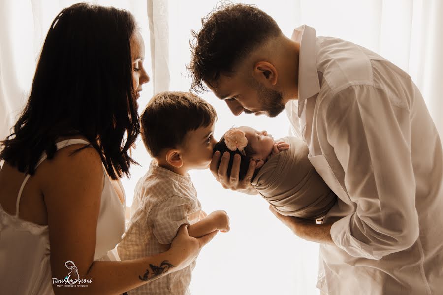 Fotógrafo de bodas Mary Indelicato (teneremozioni). Foto del 26 de septiembre 2022